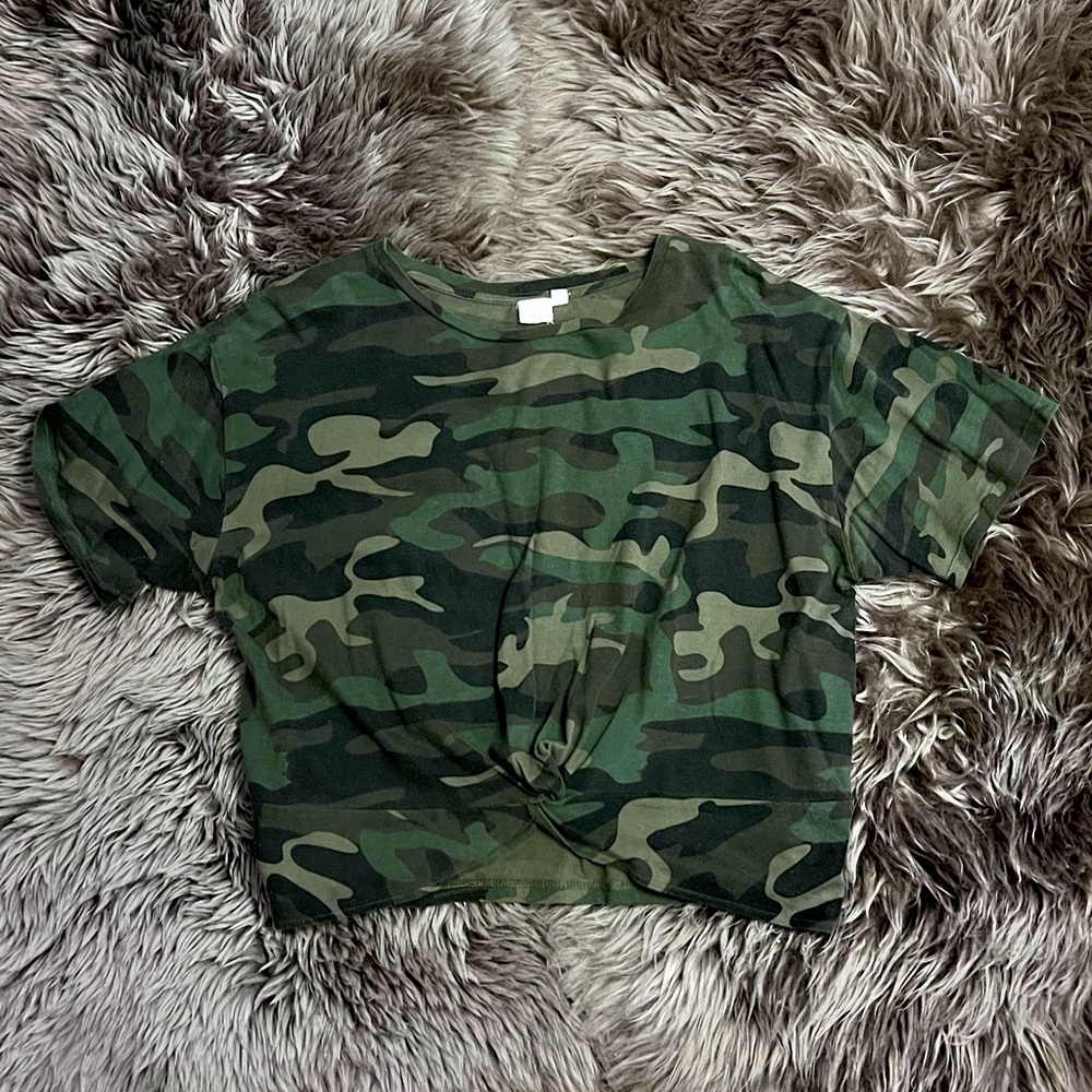 Cropped and Tied Camouflaged Tee